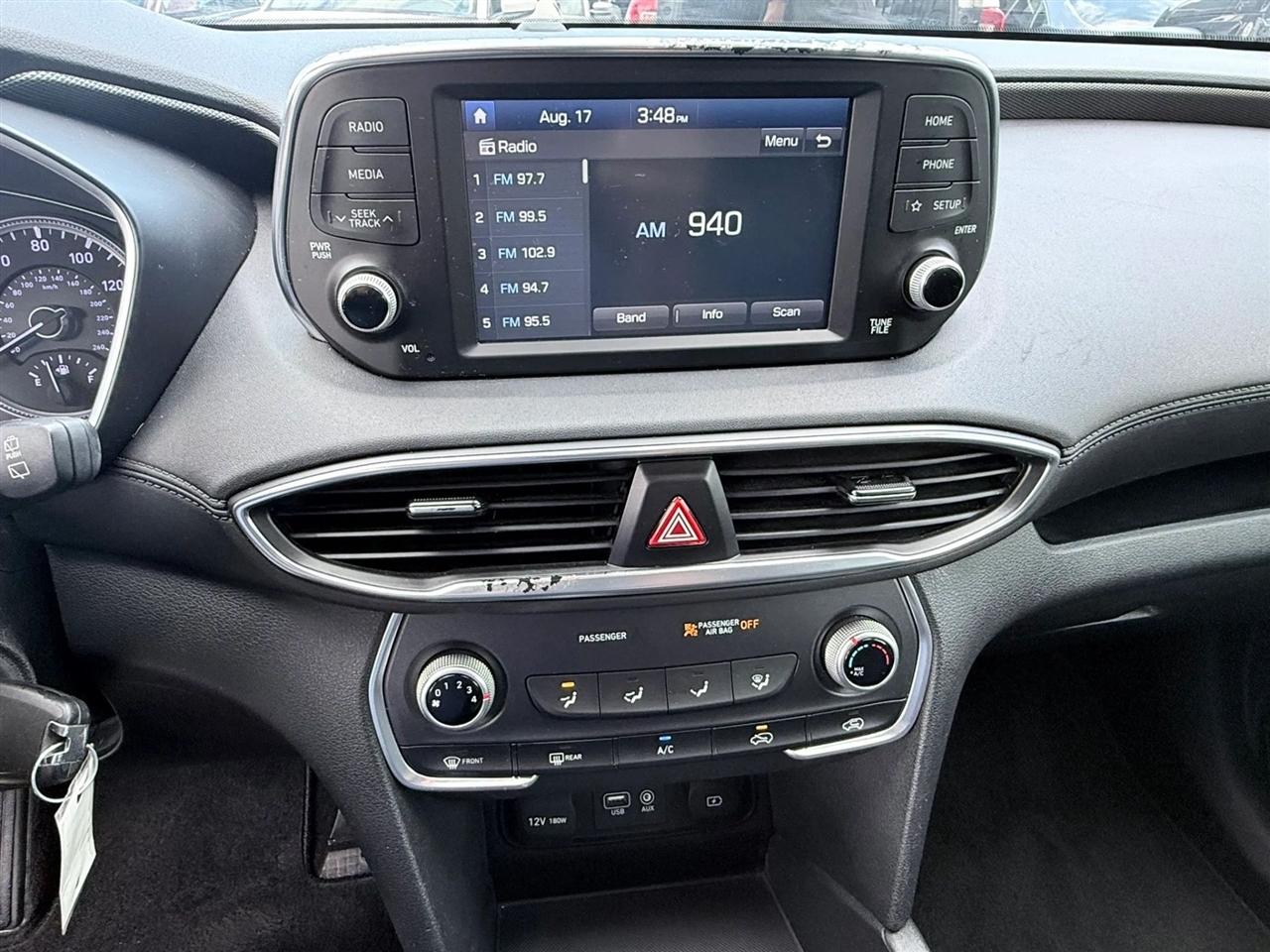 Hyundai Santa Fe SE 2.4L Auto FWD 2019