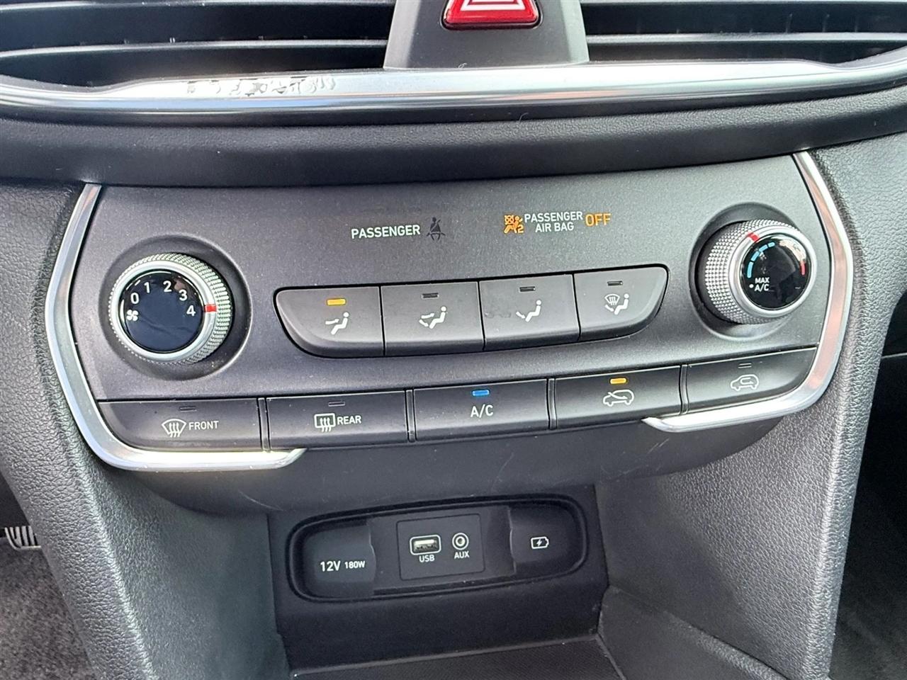 Hyundai Santa Fe SE 2.4L Auto FWD 2019