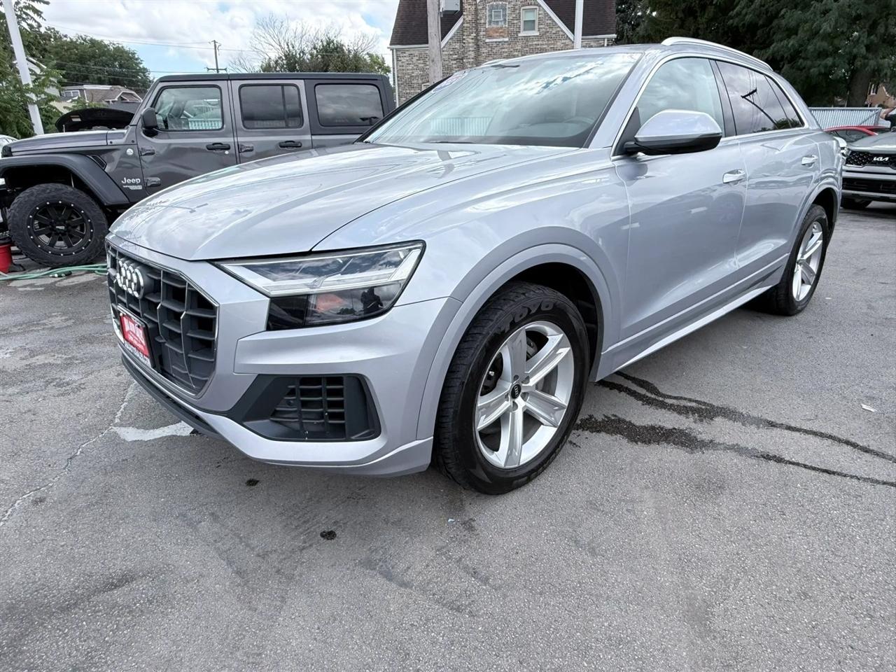 Audi Q8 Premium 55 TFSI quattro 2021