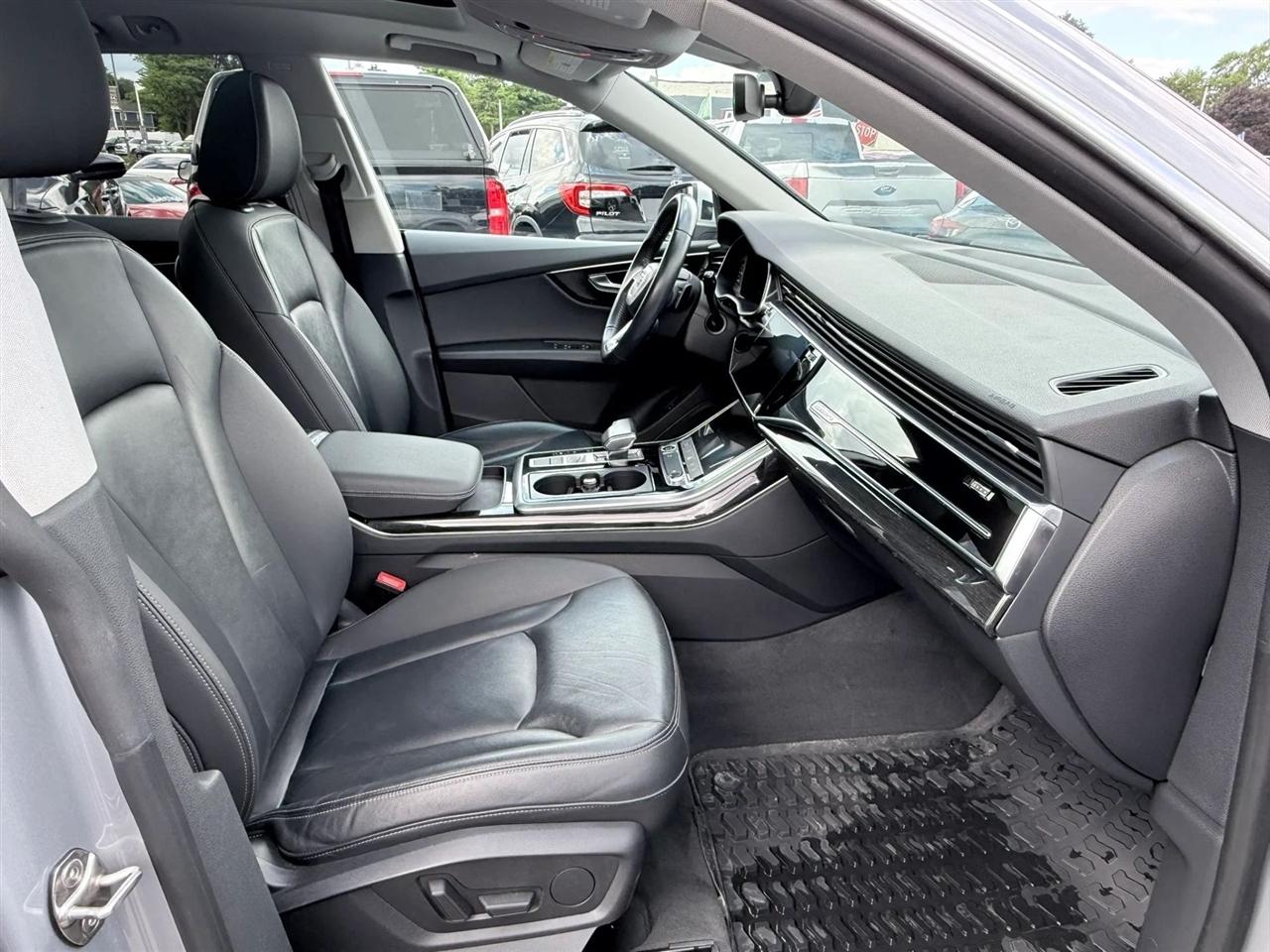 Audi Q8 Premium 55 TFSI quattro 2021