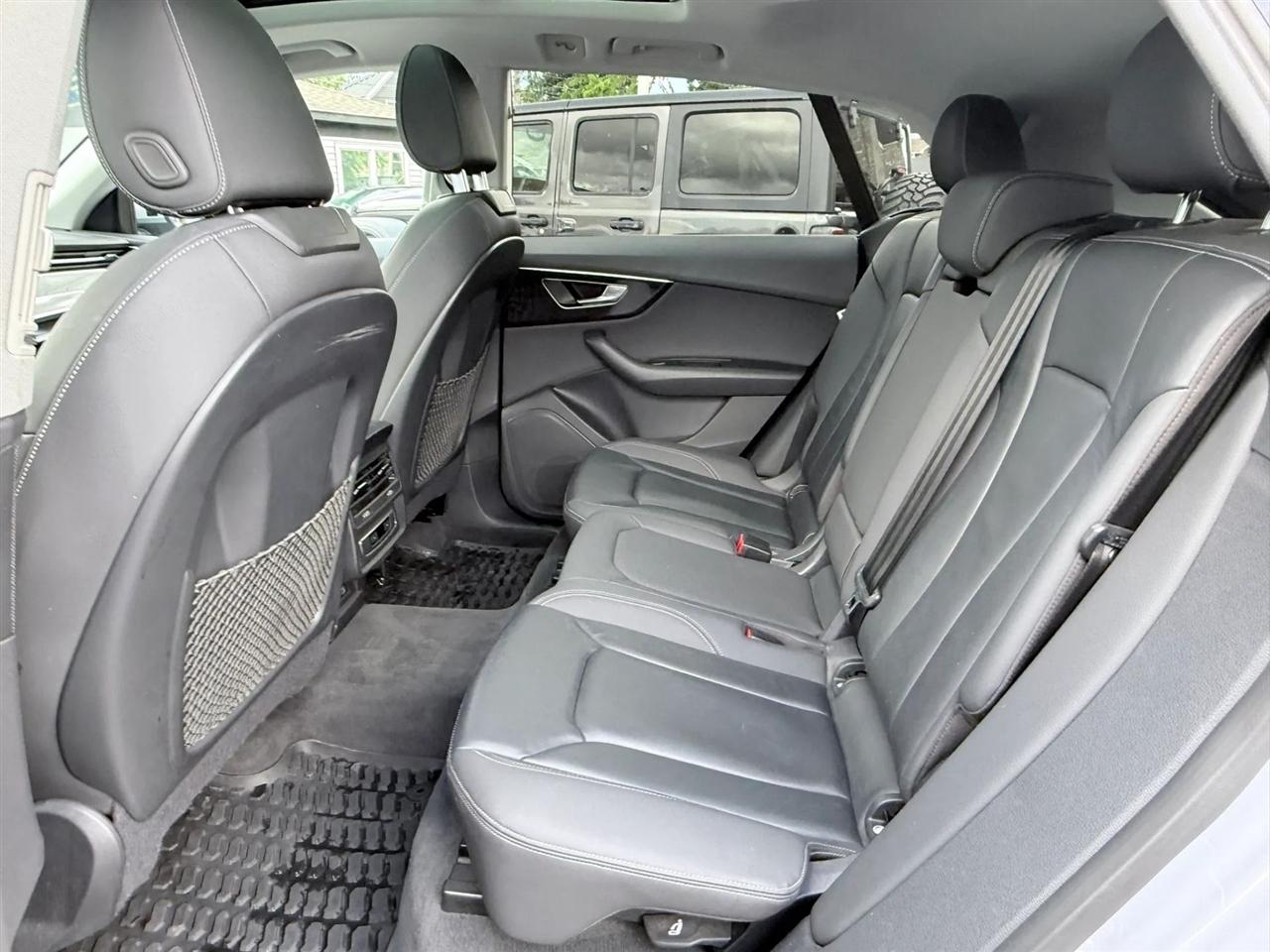 Audi Q8 Premium 55 TFSI quattro 2021