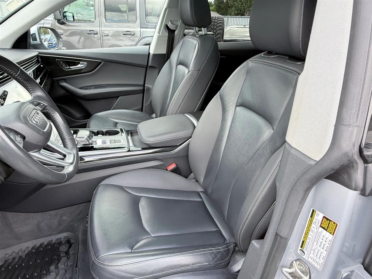 Audi Q8 Premium 55 TFSI quattro 2021