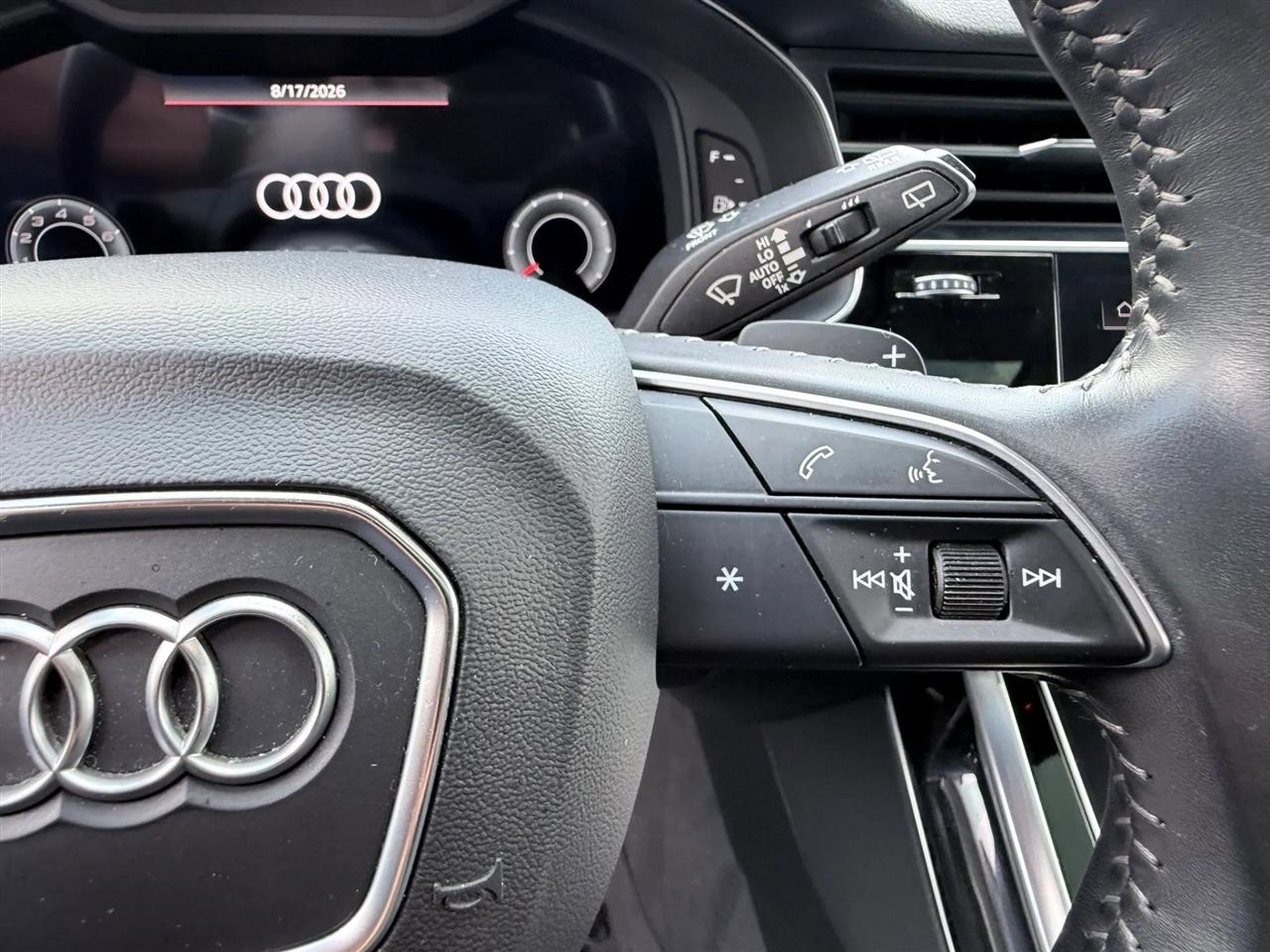 Audi Q8 Premium 55 TFSI quattro 2021
