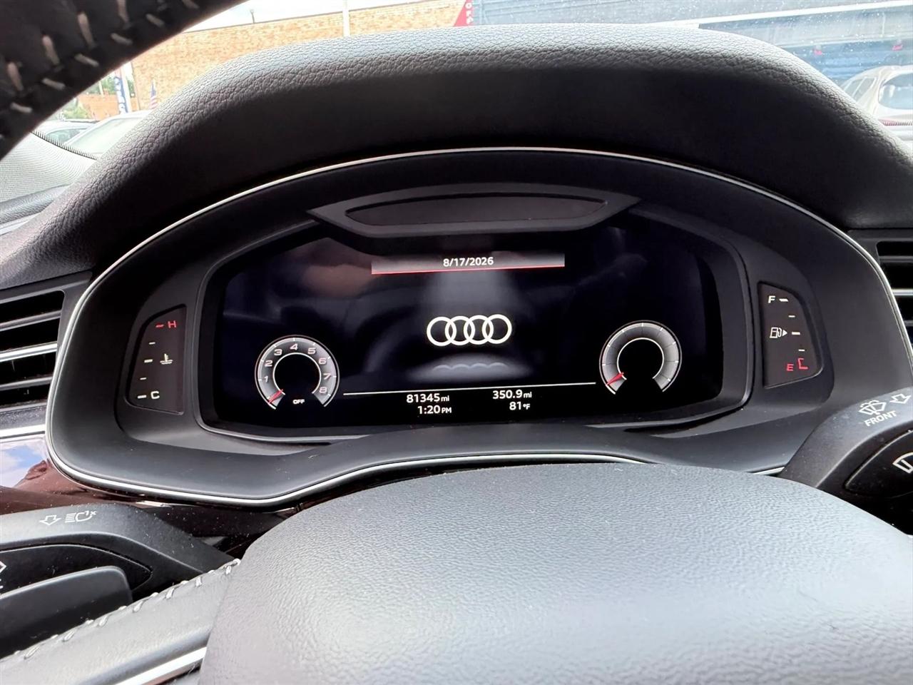Audi Q8 Premium 55 TFSI quattro 2021