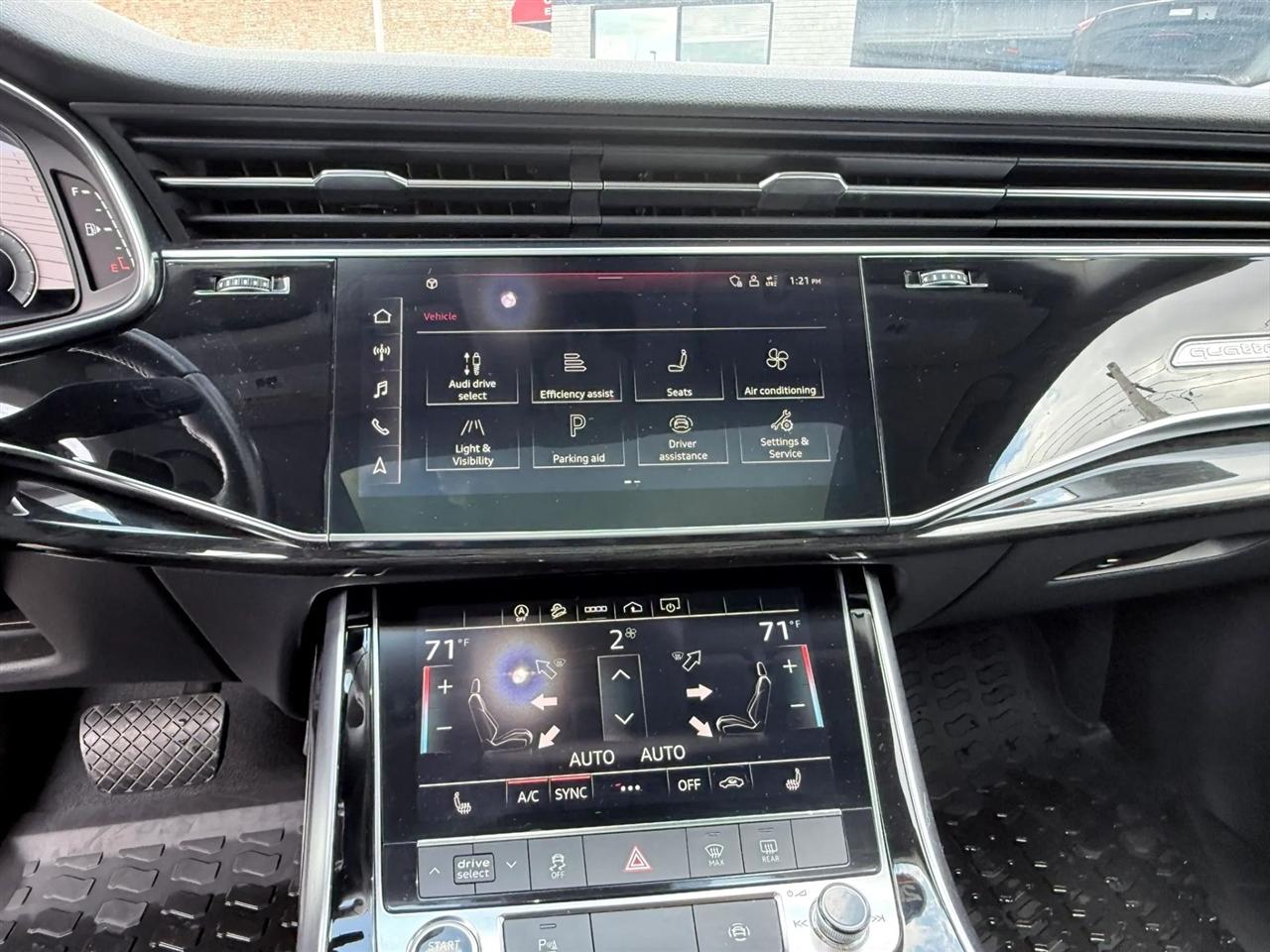 Audi Q8 Premium 55 TFSI quattro 2021