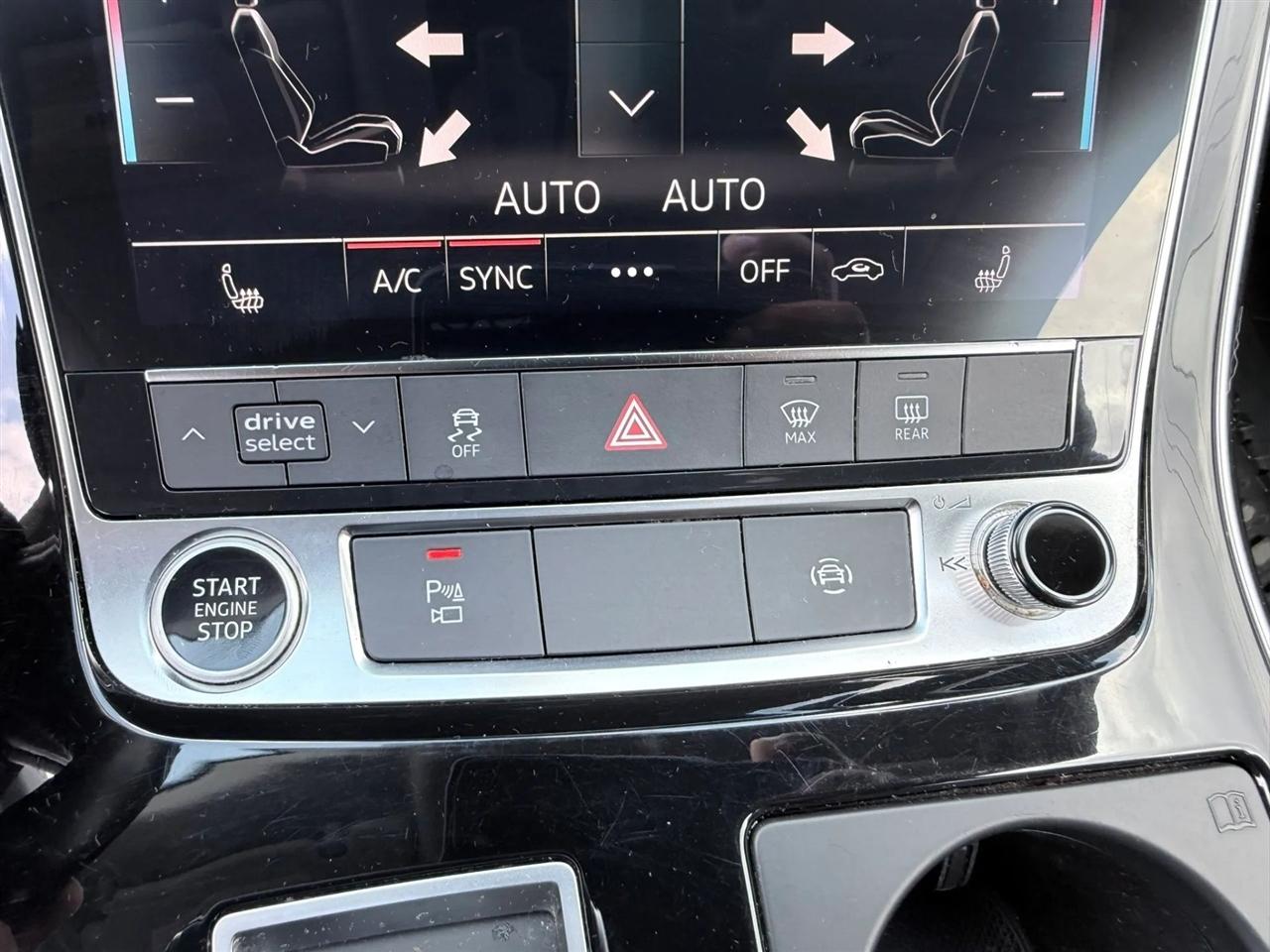 Audi Q8 Premium 55 TFSI quattro 2021