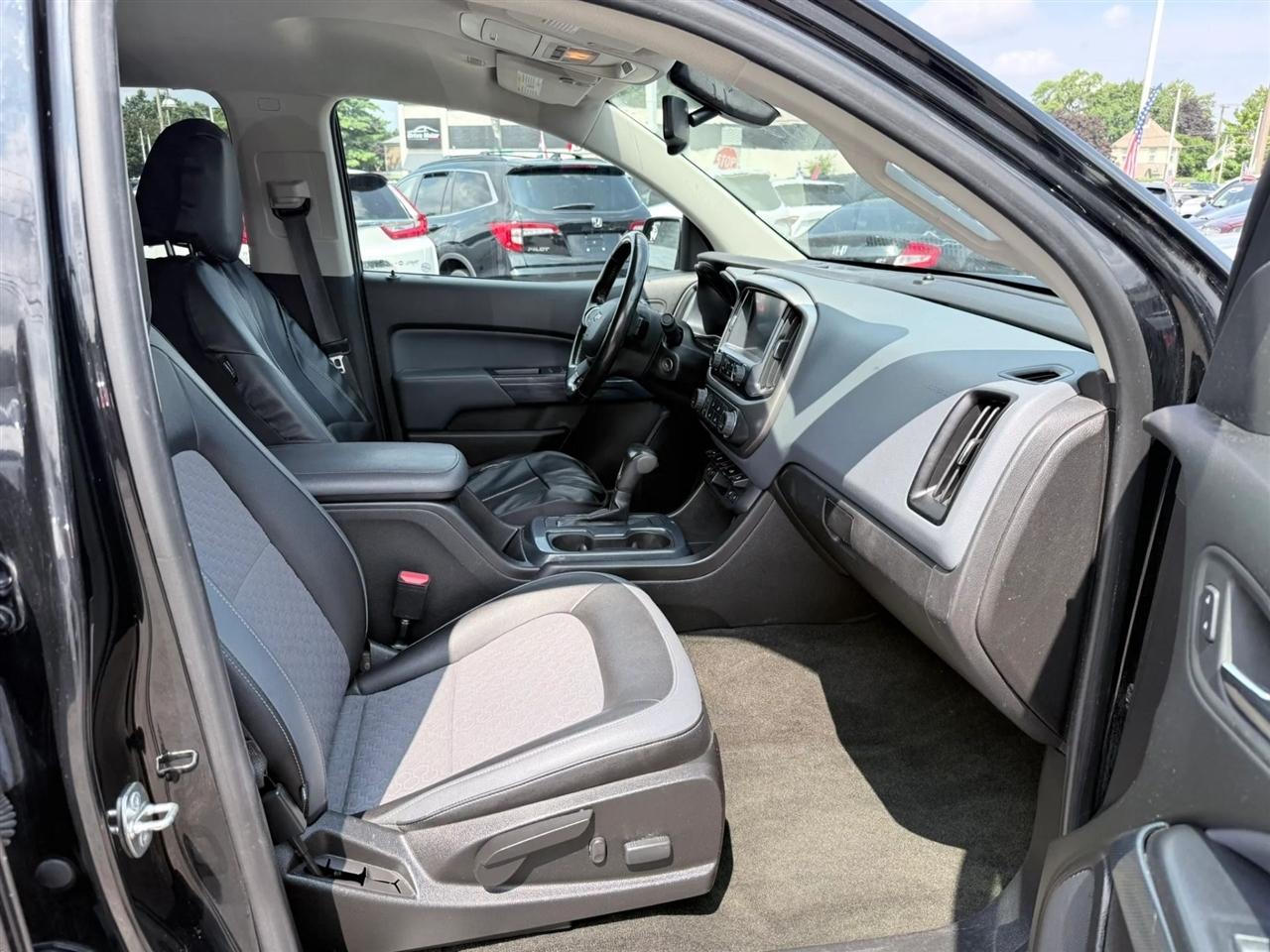 Chevrolet Colorado 4WD Crew Cab 140.5" Z71 2017