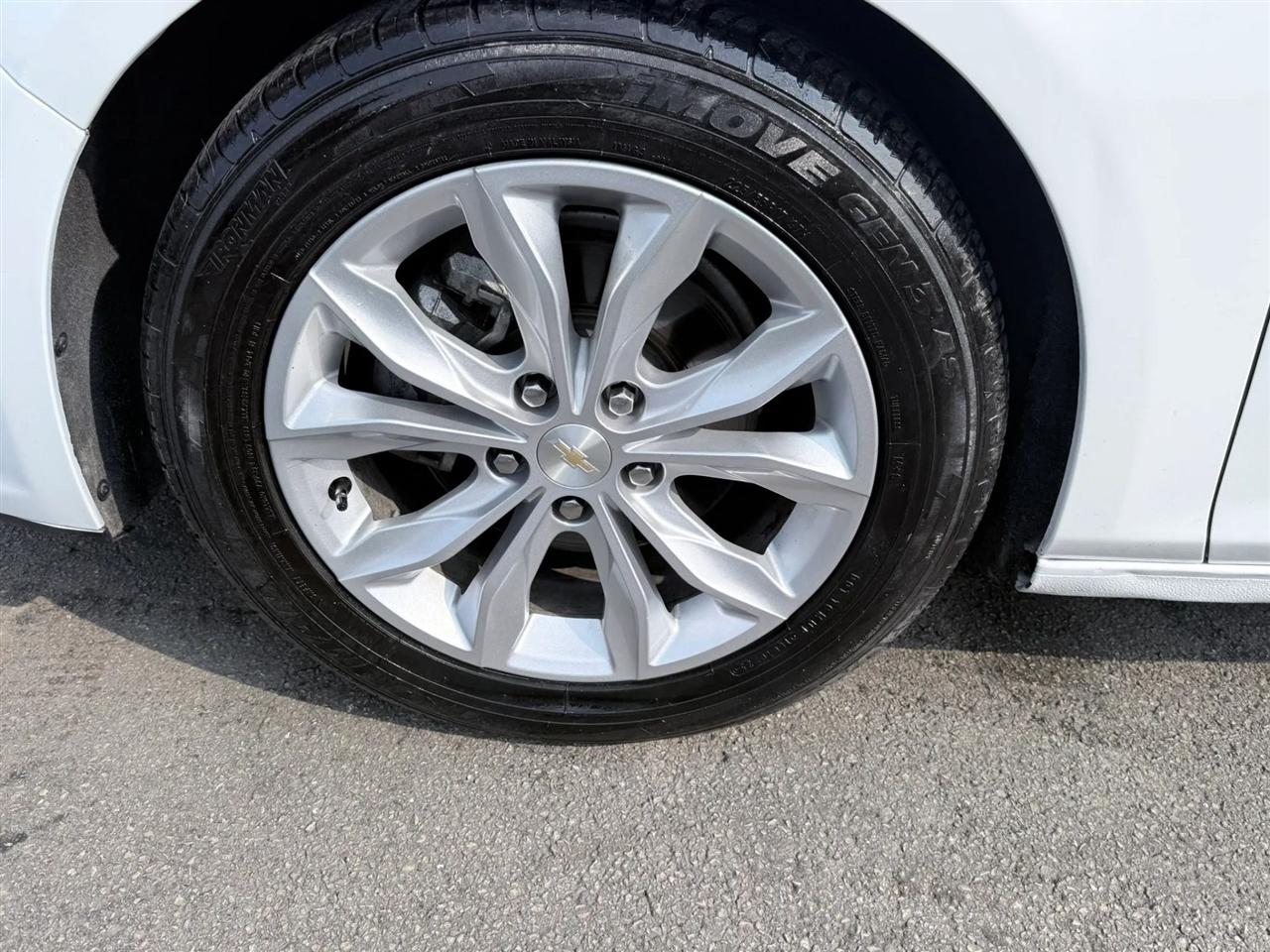Chevrolet Malibu 4dr Sdn 1LT 2023
