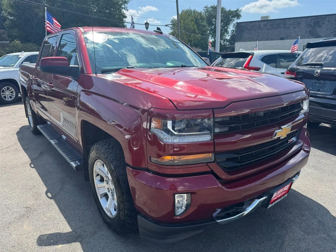 Chevrolet Silverado 1500 4WD Crew Cab 143.5" LT w/2LT 2016