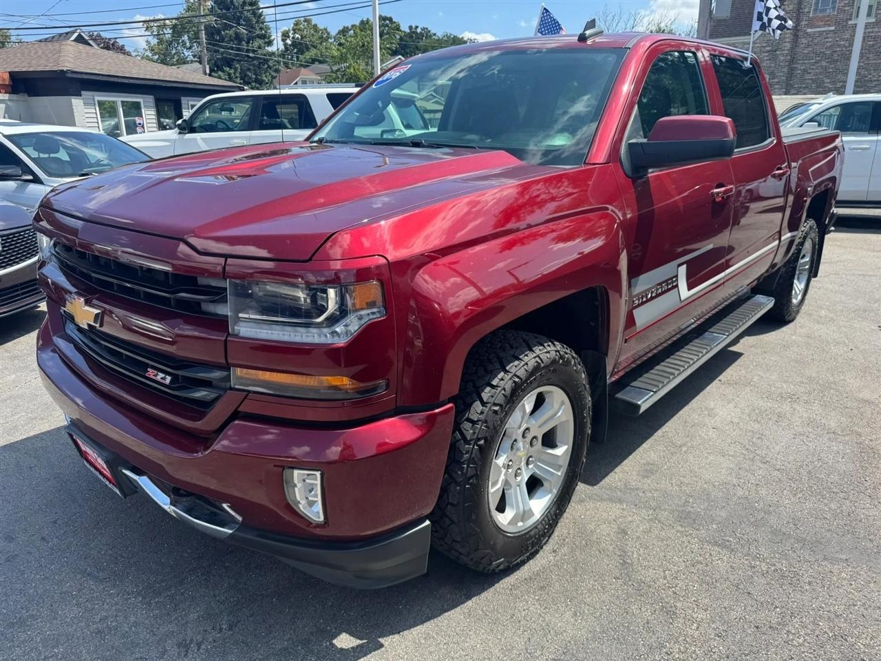 Chevrolet Silverado 1500 4WD Crew Cab 143.5" LT w/2LT 2016