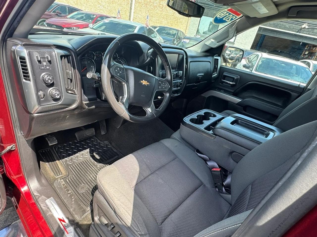 Chevrolet Silverado 1500 4WD Crew Cab 143.5" LT w/2LT 2016