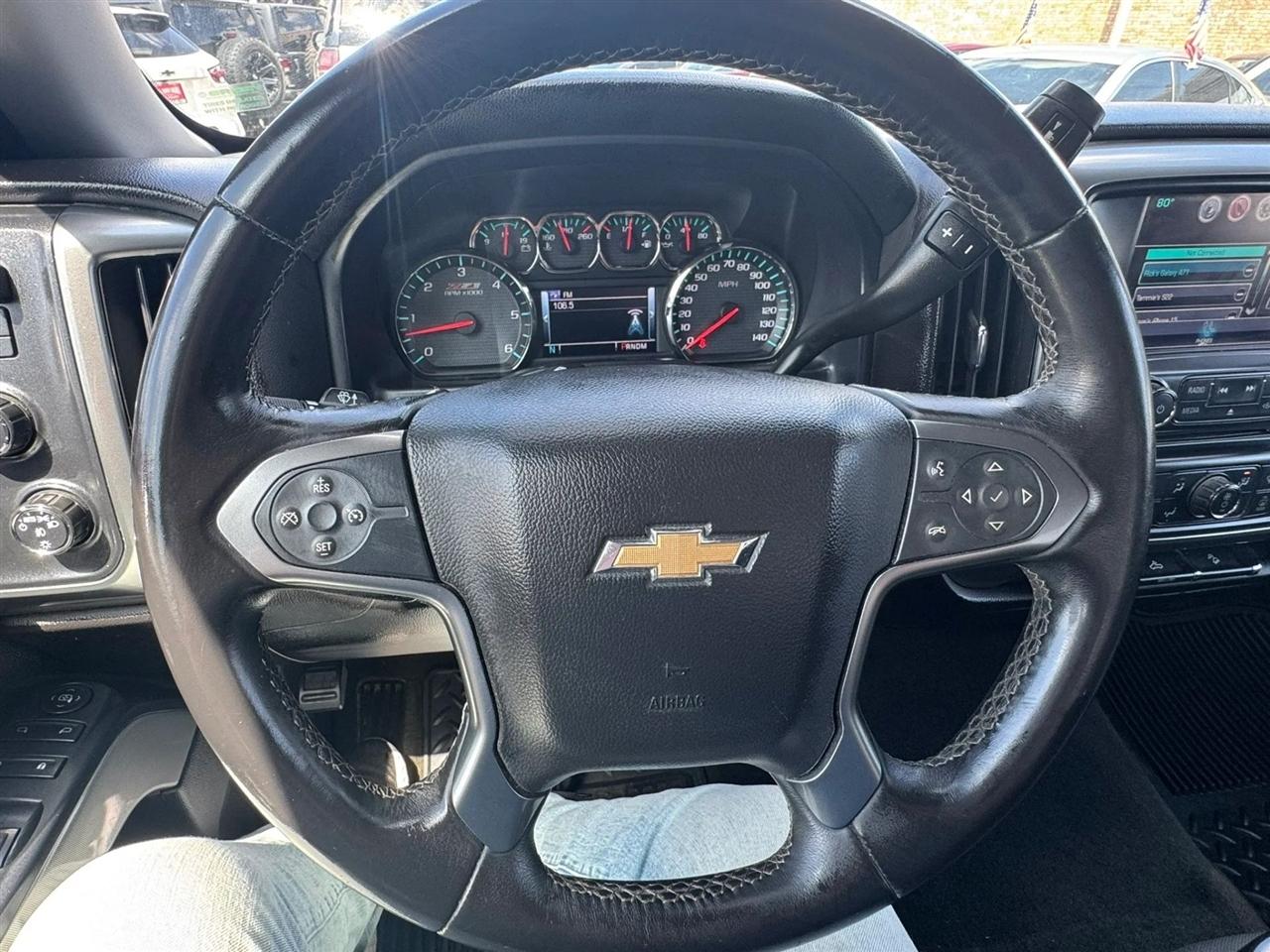 Chevrolet Silverado 1500 4WD Crew Cab 143.5" LT w/2LT 2016