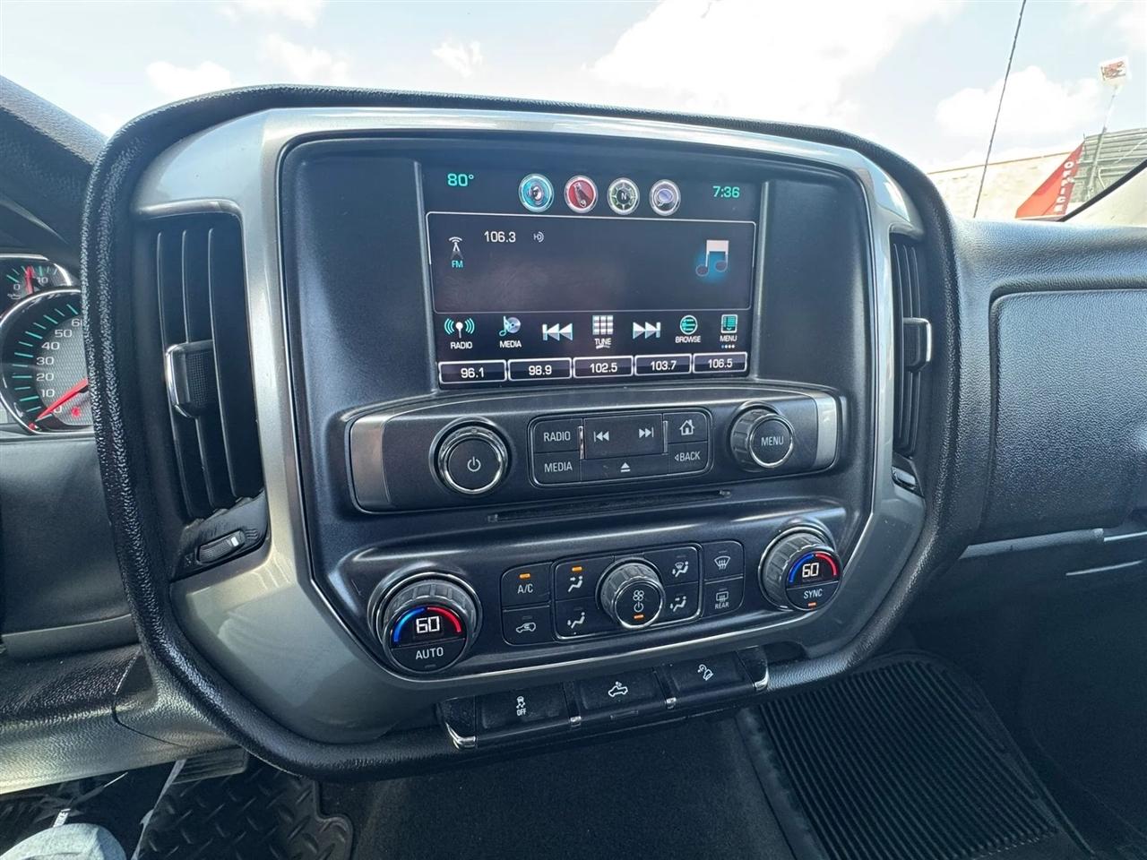 Chevrolet Silverado 1500 4WD Crew Cab 143.5" LT w/2LT 2016