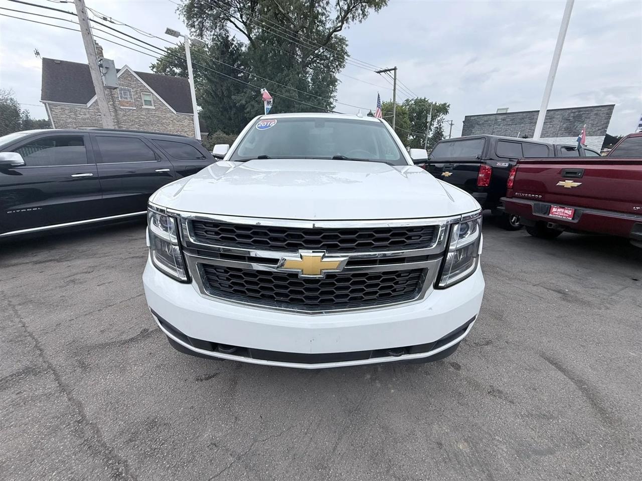 Chevrolet Suburban 4WD 4dr 1500 Commercial 2016