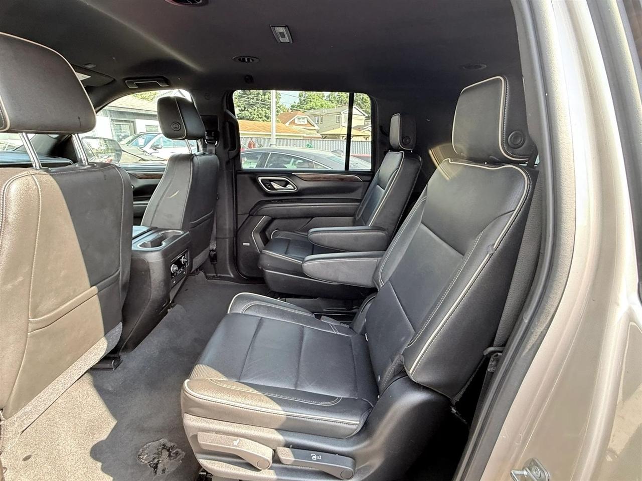 Chevrolet Suburban 4WD 4dr Premier 2021