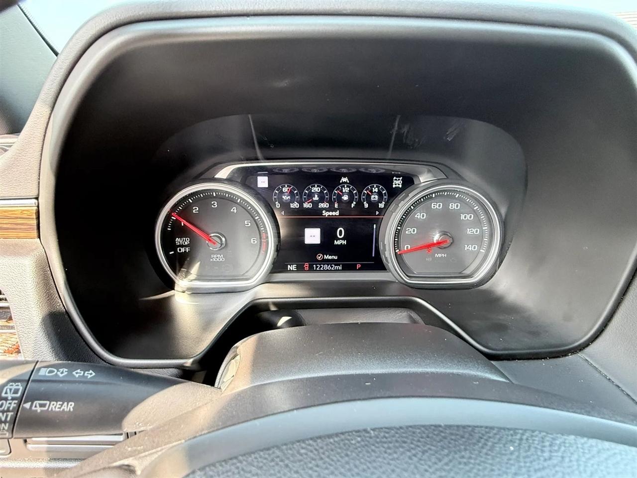 Chevrolet Suburban 4WD 4dr Premier 2021