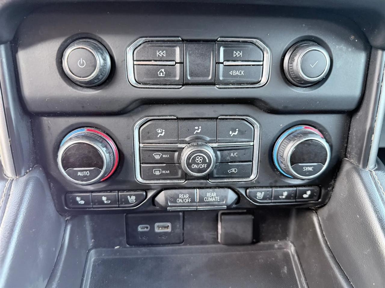 Chevrolet Suburban 4WD 4dr Premier 2021