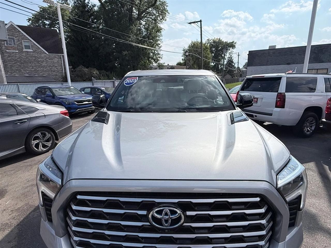 Toyota Tundra 4WD Capstone Hybrid CrewMax 5.5' Bed (Natl) 2023