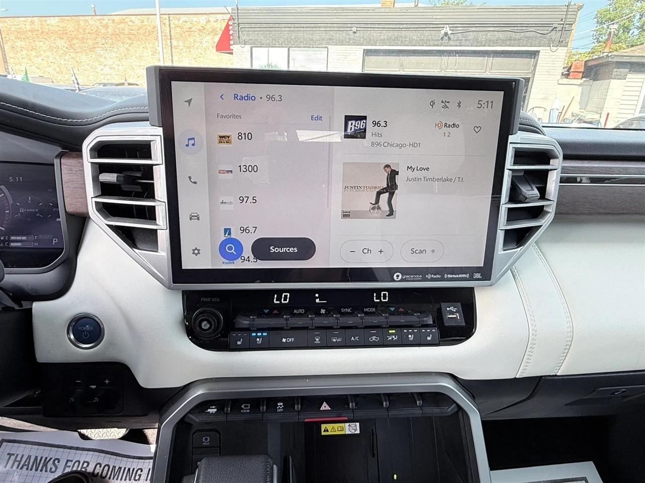 Toyota Tundra 4WD Capstone Hybrid CrewMax 5.5' Bed (Natl) 2023