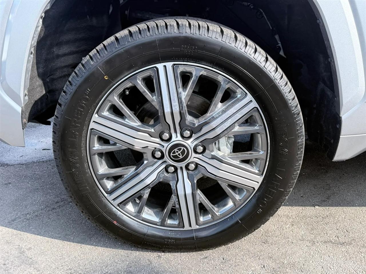 Toyota Tundra 4WD Capstone Hybrid CrewMax 5.5' Bed (Natl) 2023