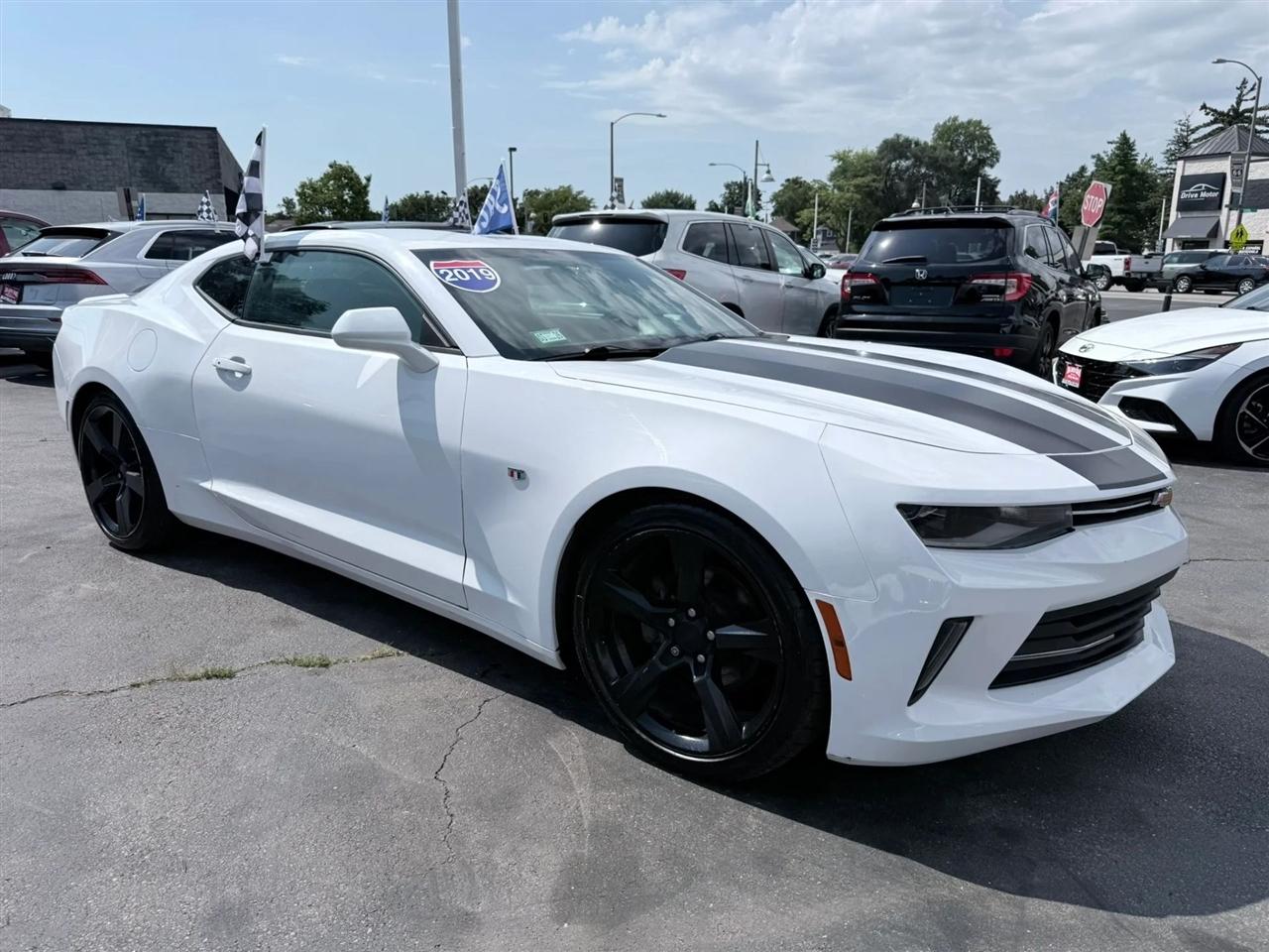 Chevrolet Camaro 2dr Cpe 1LT 2018