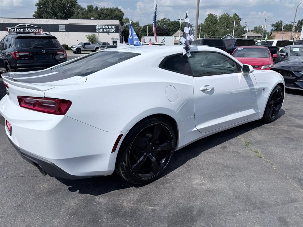 Chevrolet Camaro 2dr Cpe 1LT 2018