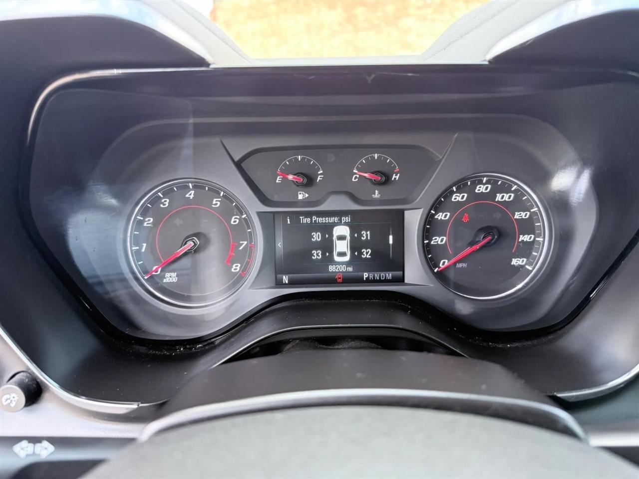 Chevrolet Camaro 2dr Cpe 1LT 2018
