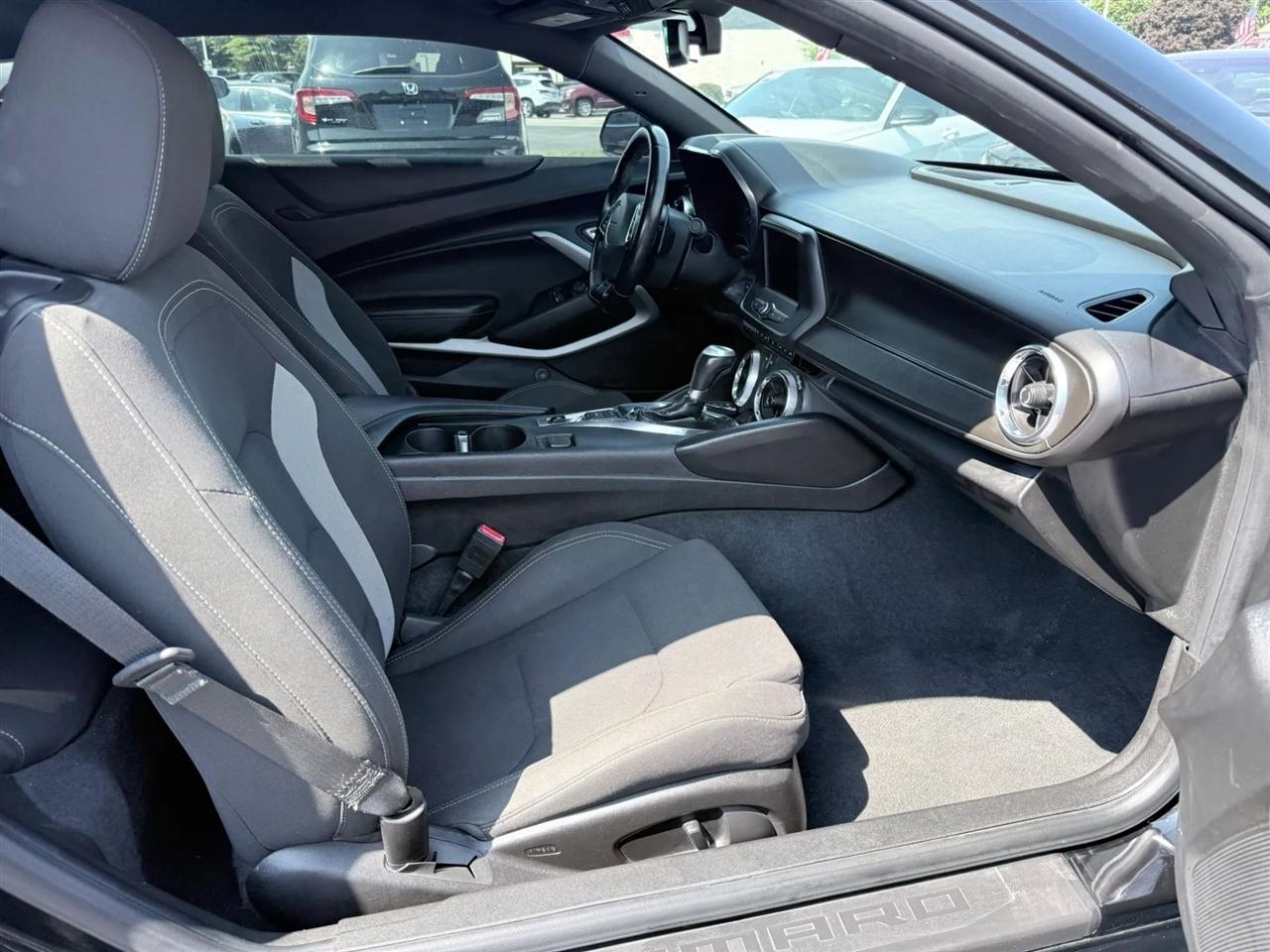 Chevrolet Camaro 2dr Cpe 1LS 2020