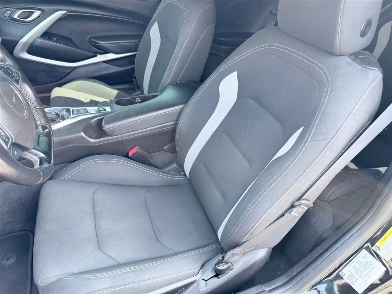 Chevrolet Camaro 2dr Cpe 1LS 2020