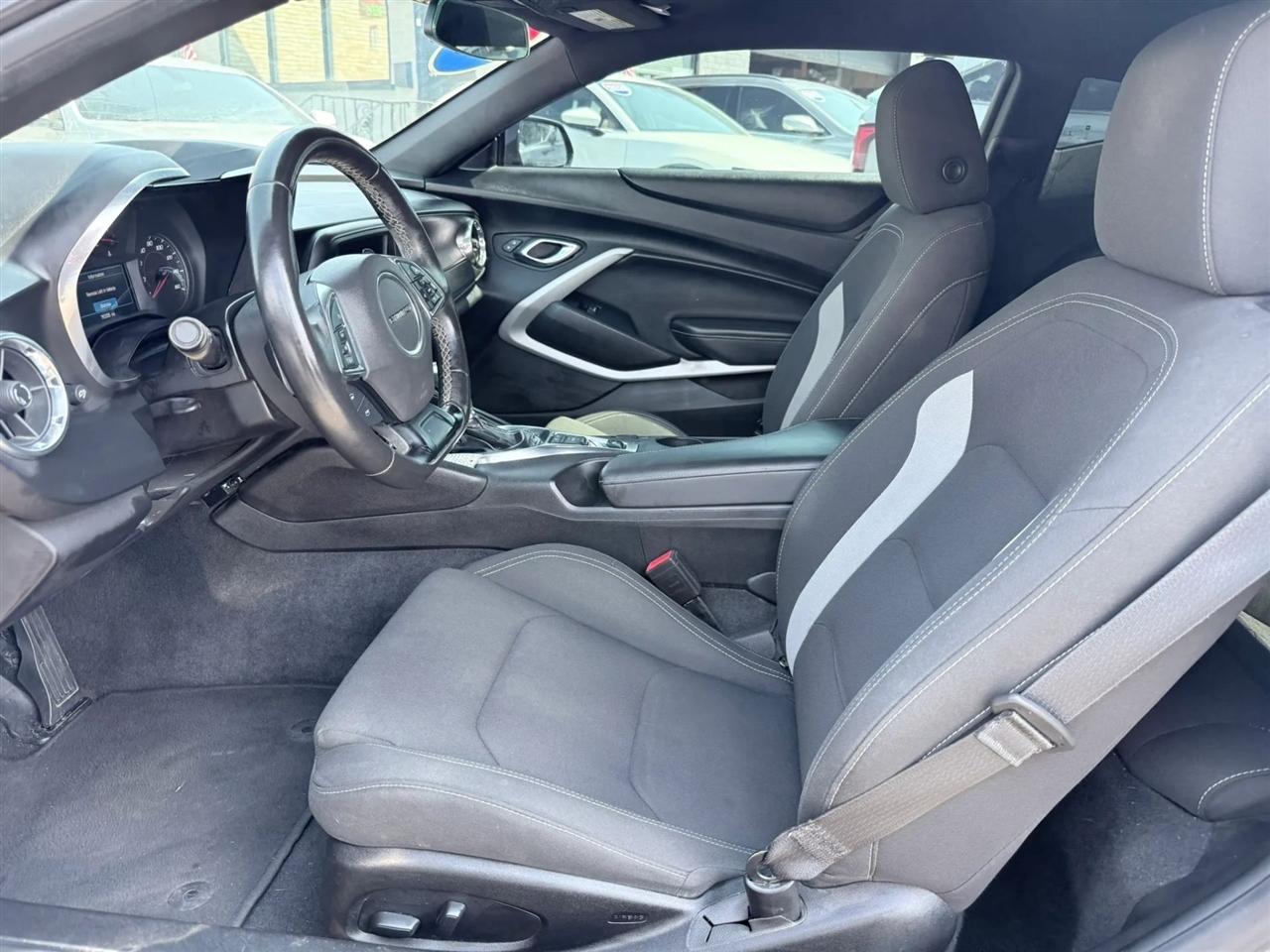 Chevrolet Camaro 2dr Cpe 1LS 2020