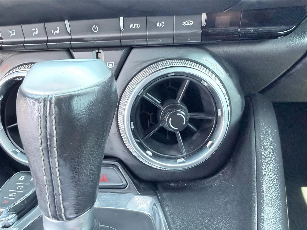 Chevrolet Camaro 2dr Cpe 1LS 2020