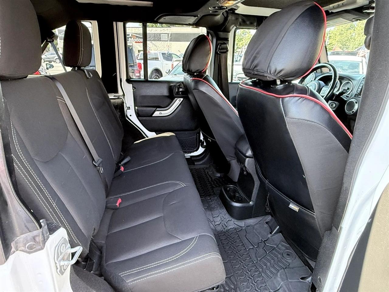 Jeep Wrangler Unlimited Sahara 4x4 2017
