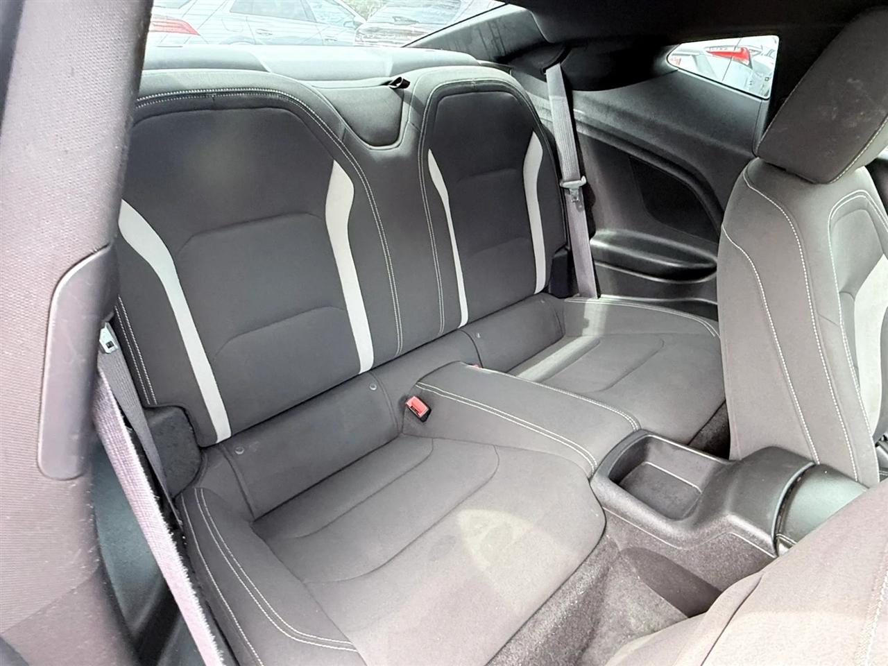 Chevrolet Camaro 2dr Cpe 1LT 2016