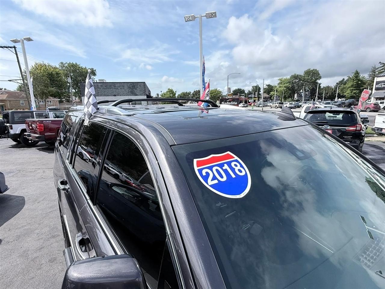 Cadillac Escalade ESV 4WD 4dr Premium Luxury 2018