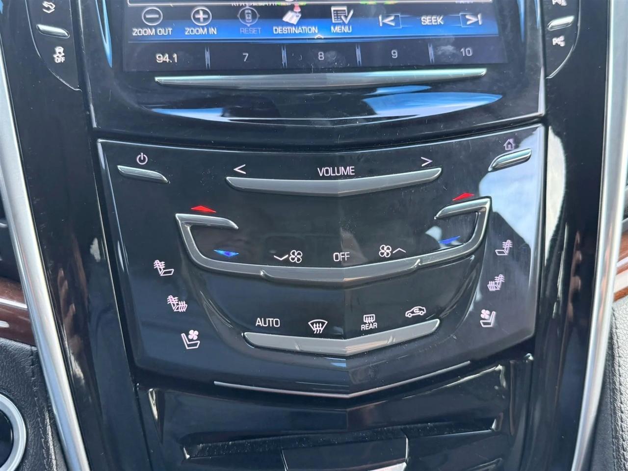 Cadillac Escalade ESV 4WD 4dr Premium Luxury 2018