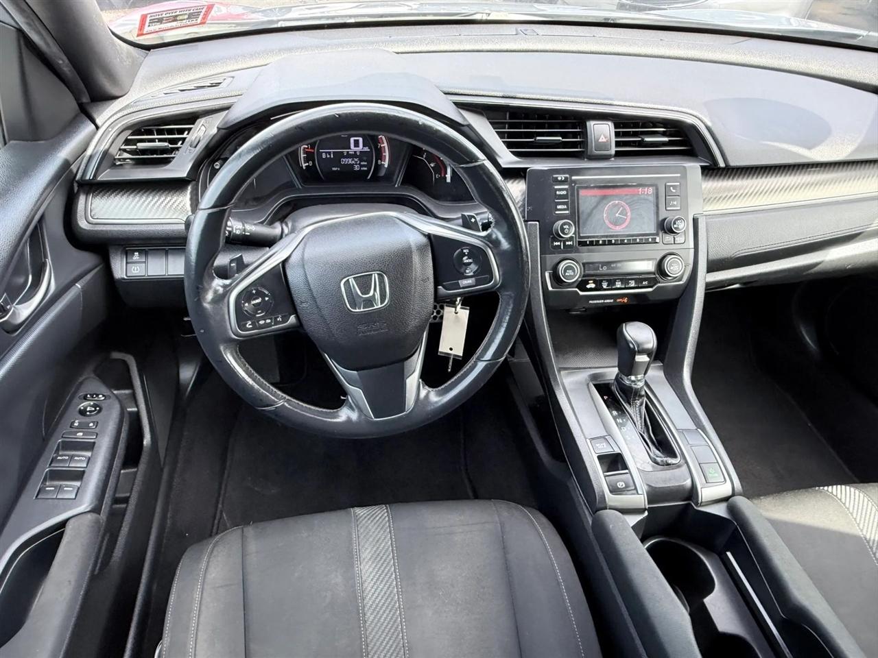 Honda Civic Hatchback Sport CVT 2017