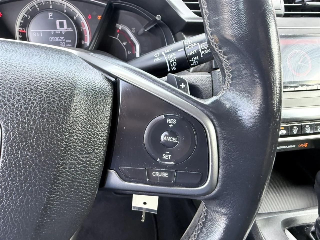 Honda Civic Hatchback Sport CVT 2017