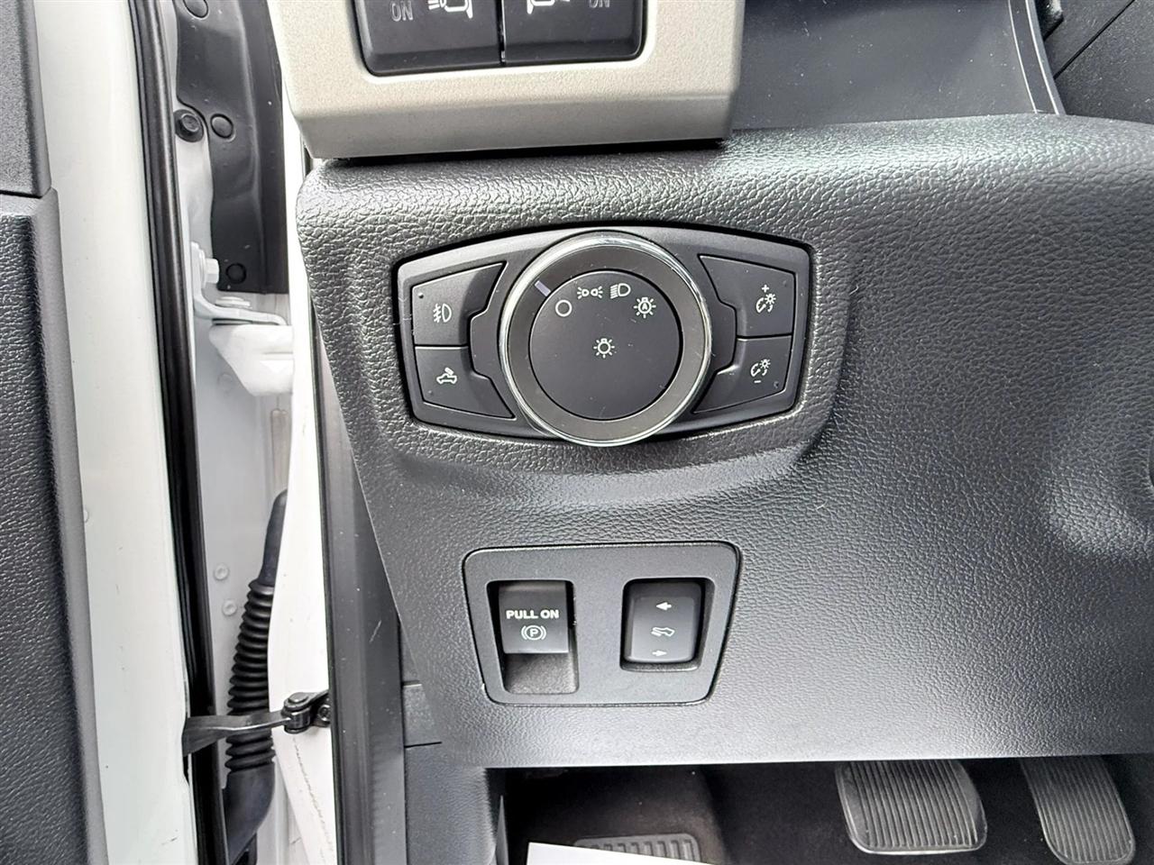 Ford F-150 Lariat 4WD SuperCrew 5.5' Box 2020
