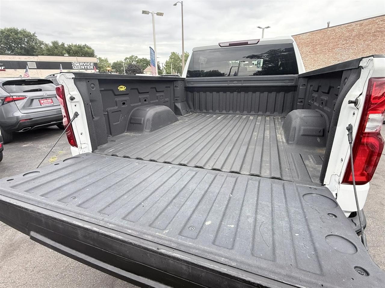 Chevrolet Silverado 1500 LTD 4WD Crew Cab 157" LT Trail Boss 2022