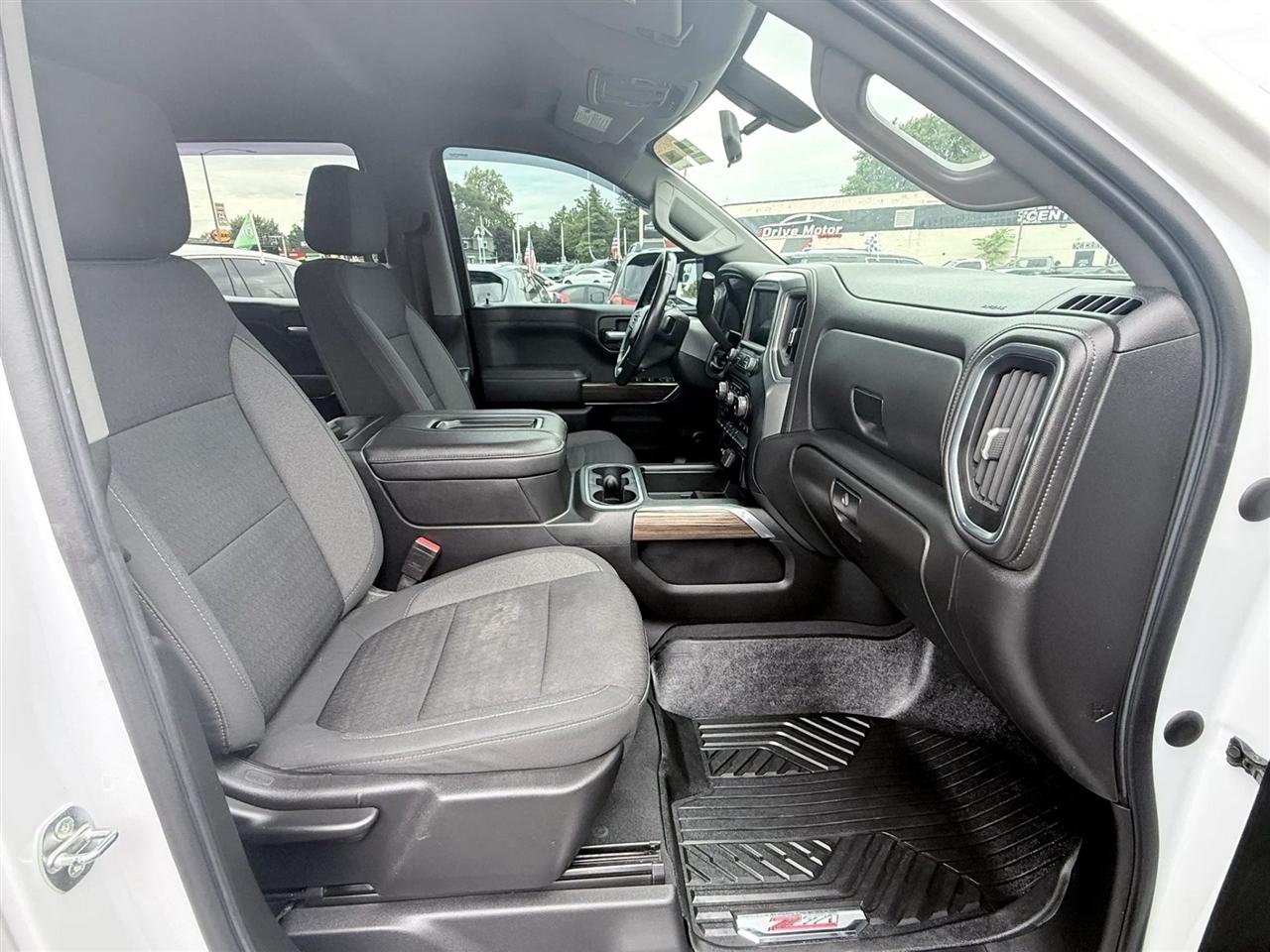 Chevrolet Silverado 1500 LTD 4WD Crew Cab 157" LT Trail Boss 2022