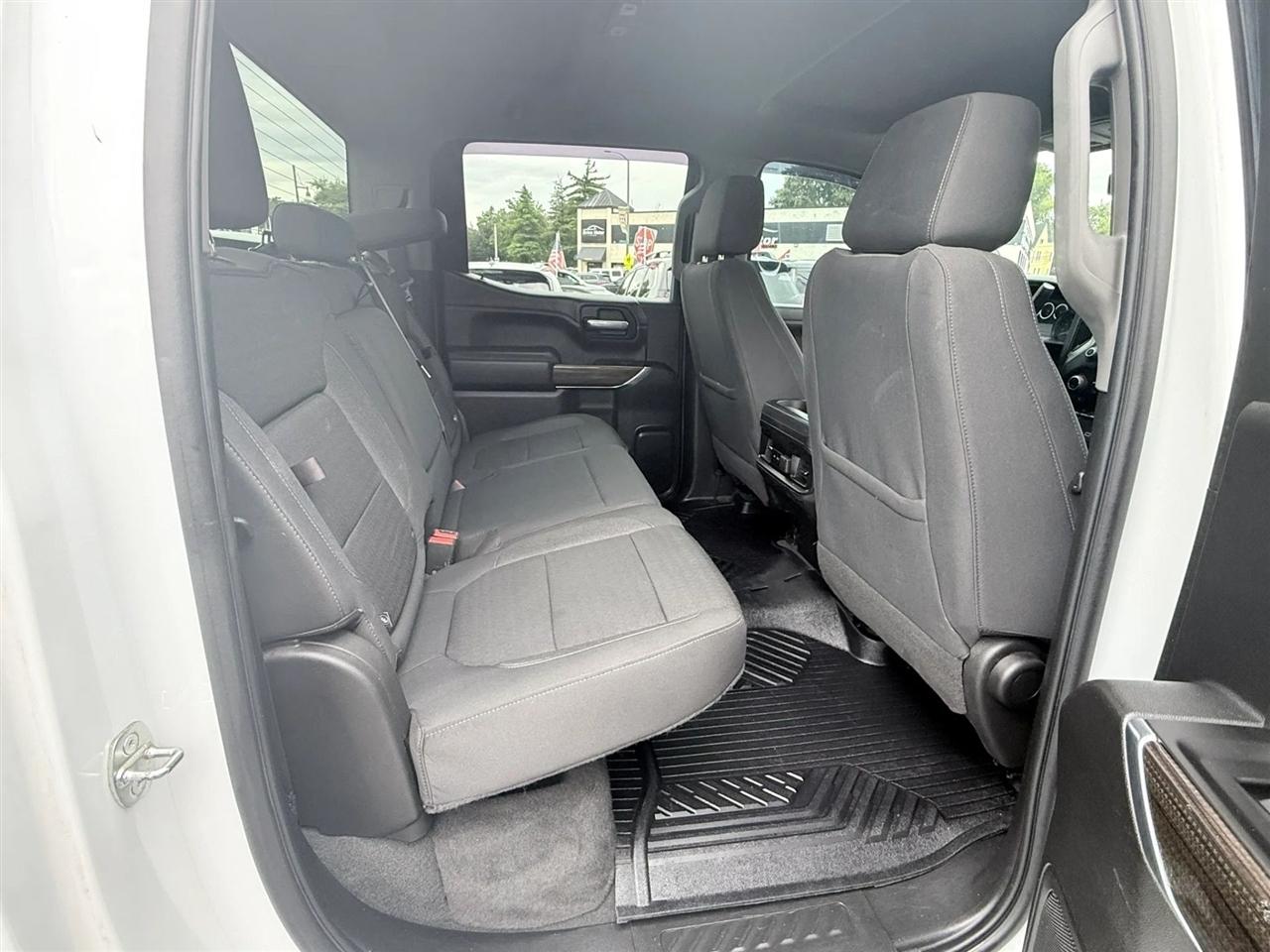 Chevrolet Silverado 1500 LTD 4WD Crew Cab 157" LT Trail Boss 2022