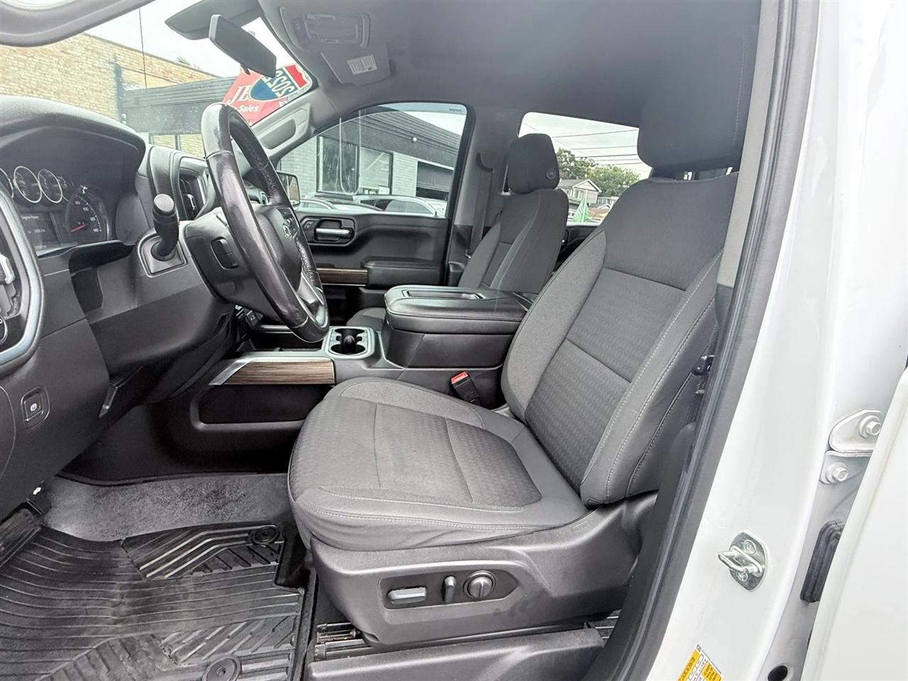 Chevrolet Silverado 1500 LTD 4WD Crew Cab 157" LT Trail Boss 2022