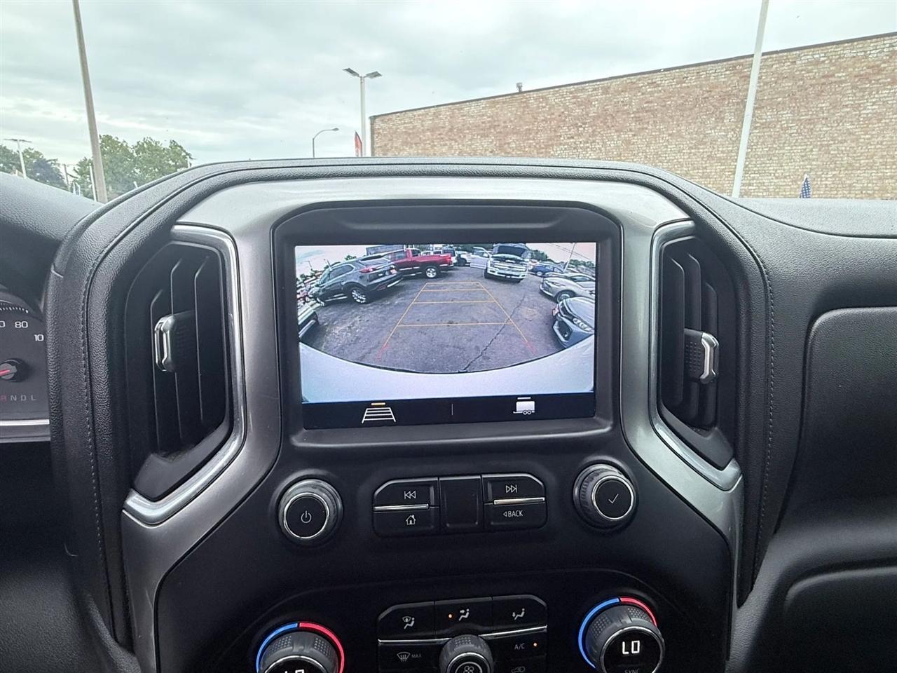 Chevrolet Silverado 1500 LTD 4WD Crew Cab 157" LT Trail Boss 2022