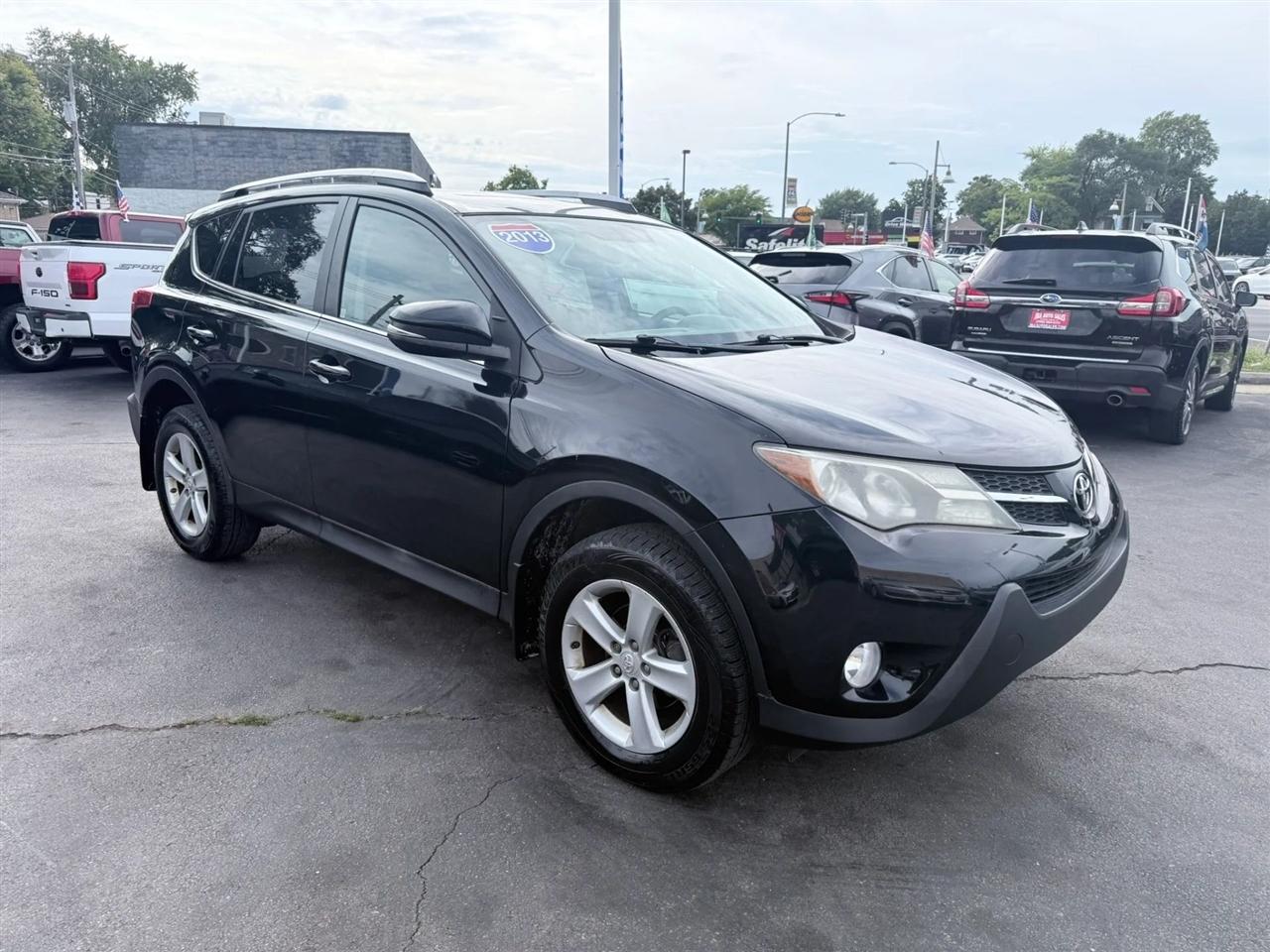 Toyota RAV4 AWD 4dr XLE (Natl) 2013