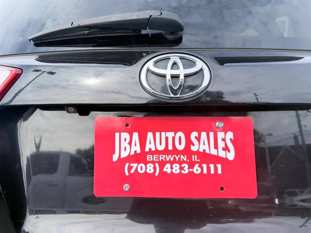 Toyota RAV4 AWD 4dr XLE (Natl) 2013