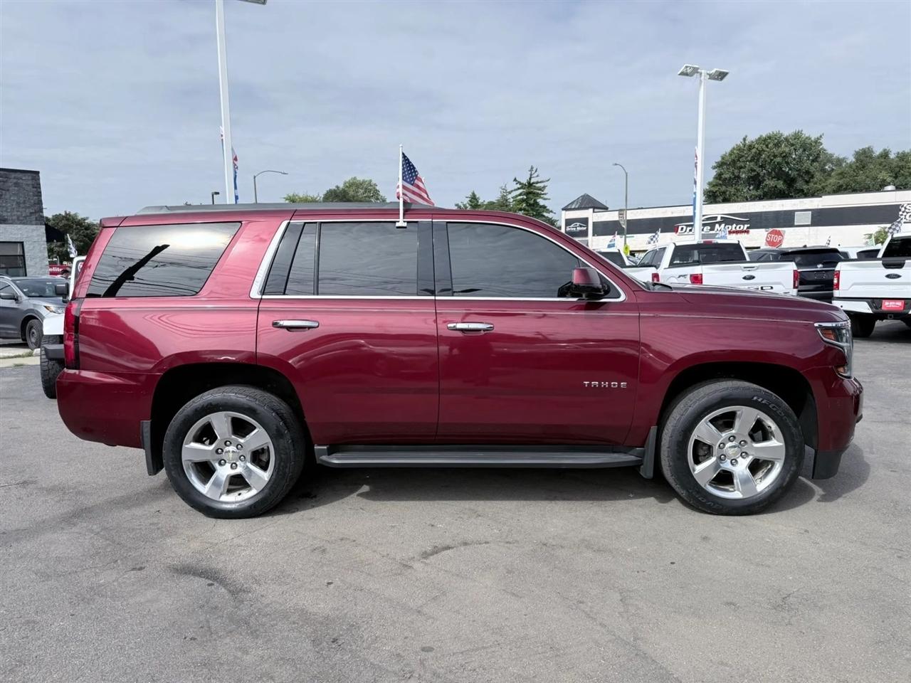 Chevrolet Tahoe 4WD 4dr LT 2016