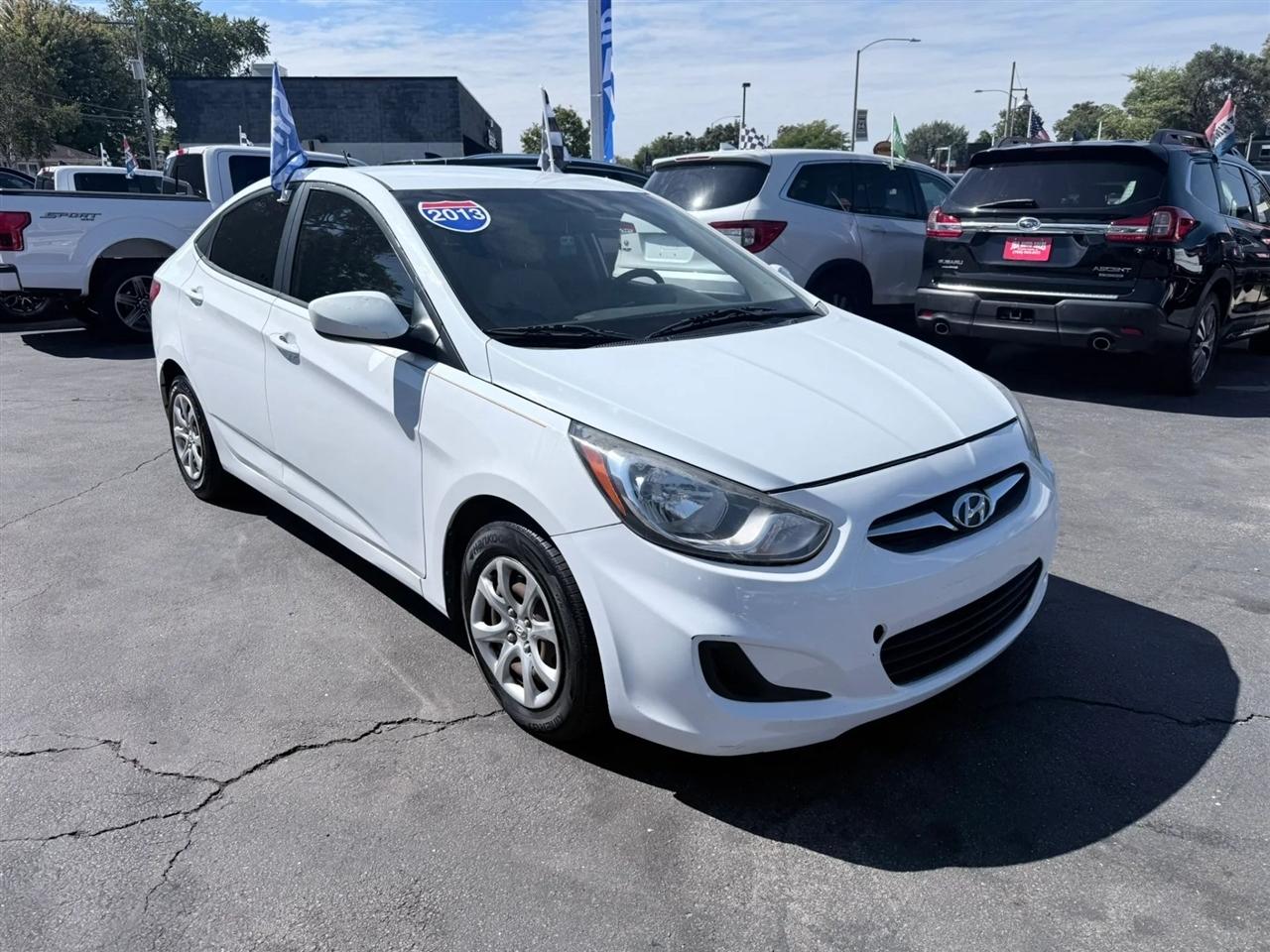 Hyundai Accent 4dr Sdn Auto GLS 2013