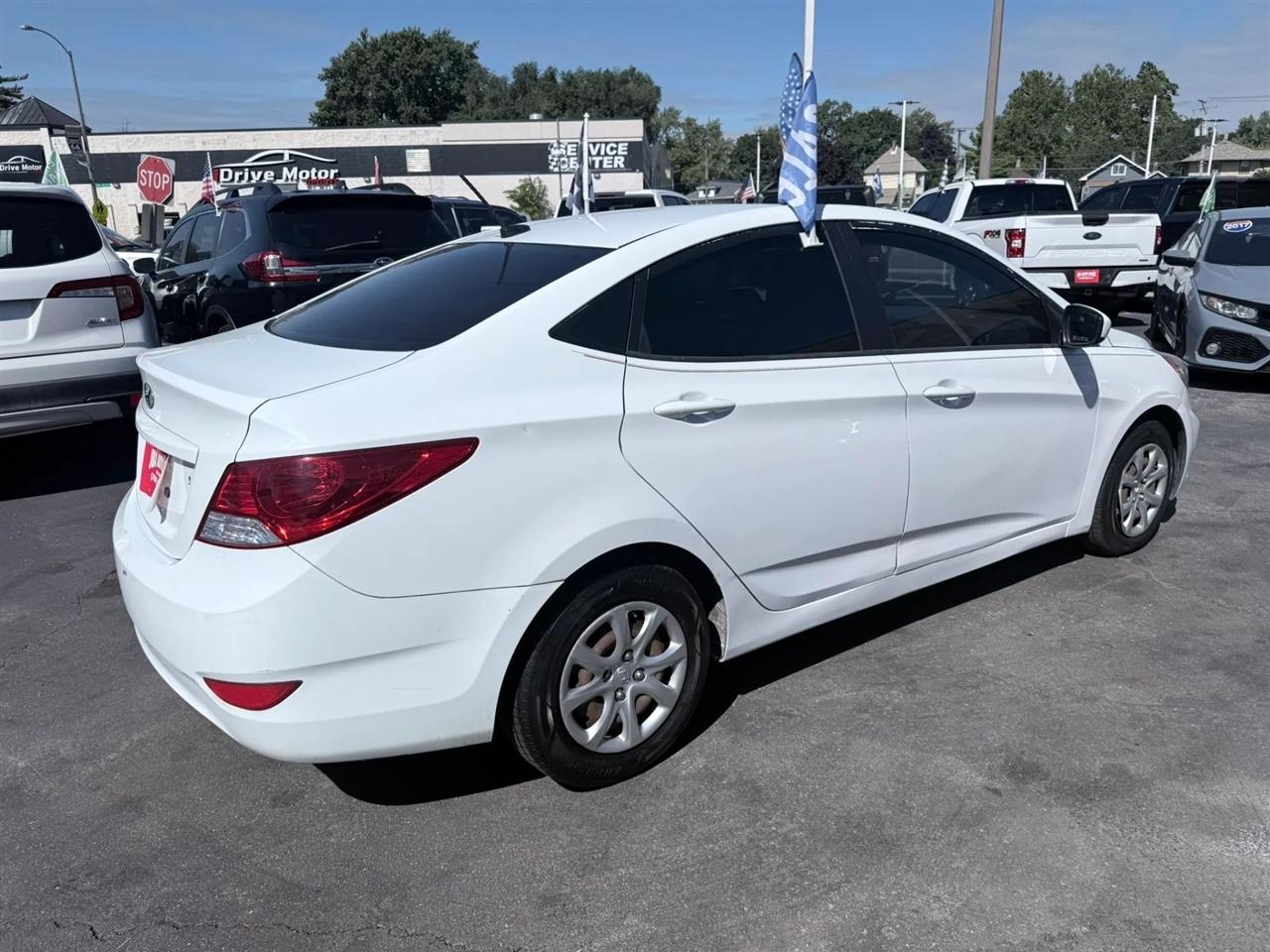 Hyundai Accent 4dr Sdn Auto GLS 2013