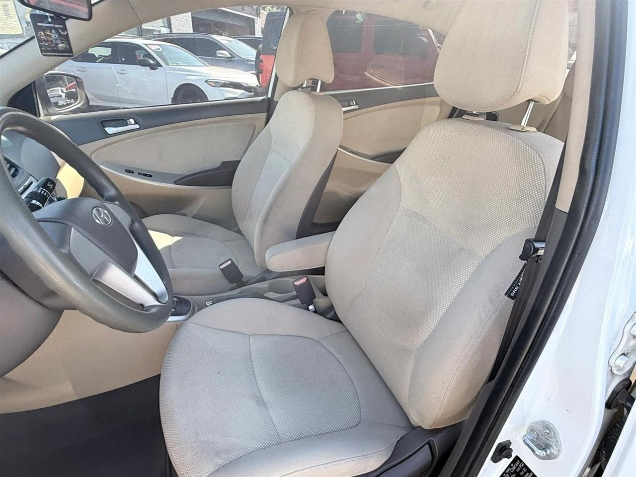 Hyundai Accent 4dr Sdn Auto GLS 2013