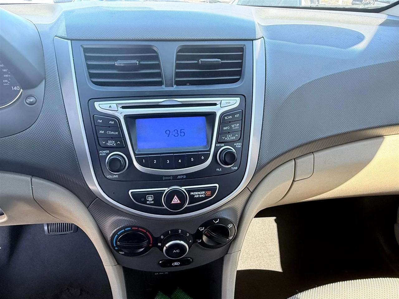 Hyundai Accent 4dr Sdn Auto GLS 2013